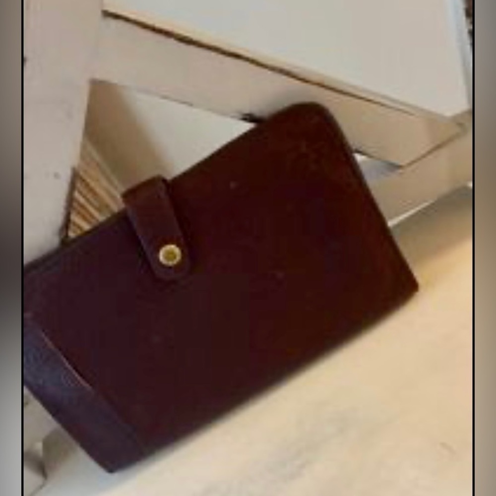 Bo Bo Bags CA Vintage Brown Pebbled Genuine Leather Tri-Fold Checkbook Wallet